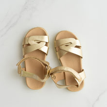 Load image into Gallery viewer, Gold Sandals (EU 23)
