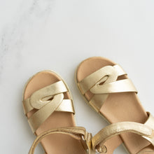 Load image into Gallery viewer, Gold Sandals (EU 23)
