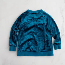 Load image into Gallery viewer, Minti Crushed Velvet Jumper (5Y)
