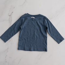 Load image into Gallery viewer, Peek a Boo L/S Top (2Y)
