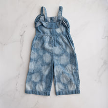 Load image into Gallery viewer, Denim Overalls (4-5Y)
