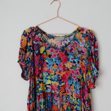 Load image into Gallery viewer, Briarwood Floral Dress (XL)
