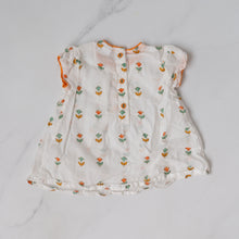 Load image into Gallery viewer, Sweet Floral Blouse (3-6M)

