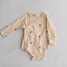 Load image into Gallery viewer, Little Moon Onesie (3-6M)
