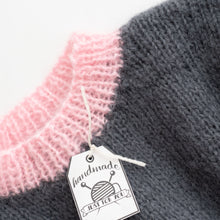 Load image into Gallery viewer, Grey and Pink Mohair Blend Jumper (2-3Y)

