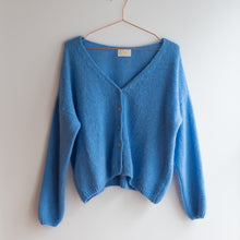 Load image into Gallery viewer, Blue Knit Cardigan (10-16)
