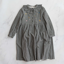 Load image into Gallery viewer, Gingham Dress (8-10Y)
