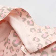 Load image into Gallery viewer, Britt Leopard Print Raincoat (6-7Y)
