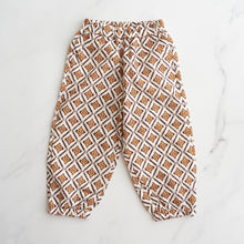 Load image into Gallery viewer, Relaxed Pattern Pants (4Y)
