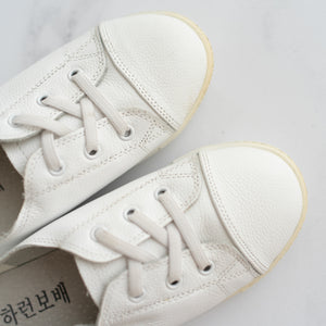 White Lace Up Sneakers (EU 31)