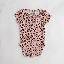 Load image into Gallery viewer, Leopard Onesie (9-12M)
