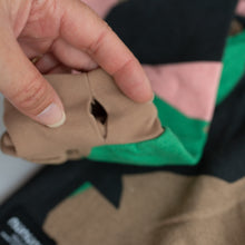 Load image into Gallery viewer, Nununu Camo Jumper (12-14Y)
