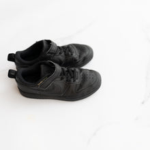 Load image into Gallery viewer, Nike Court Borough (US 13)
