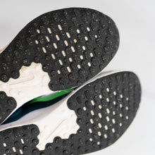 Load image into Gallery viewer, Nike Sneakers (US 13)
