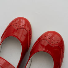 Load image into Gallery viewer, Naturino Red Shoes (EU 27)
