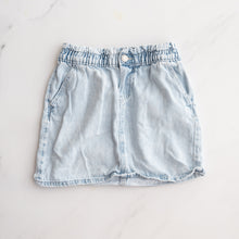 Load image into Gallery viewer, H&amp;M Denim Skirt (8-9Y)
