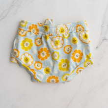 Load image into Gallery viewer, Boh Boh Floral Bloomers (6-12M)
