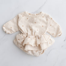 Load image into Gallery viewer, Quincy Mae Star Romper (3-6M)
