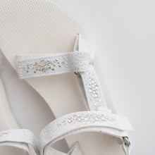 Load image into Gallery viewer, Teva Midform Embellished Sandals (US 7W)
