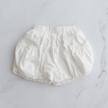 Load image into Gallery viewer, White Bubble Hem Shorts (6-7Y)
