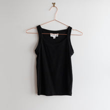 Load image into Gallery viewer, Caitlin Crisp Singlet (8)
