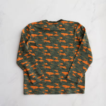 Load image into Gallery viewer, Neon Camo Top (8Y)
