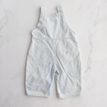 Load image into Gallery viewer, Light Wash Overalls (3-4Y)

