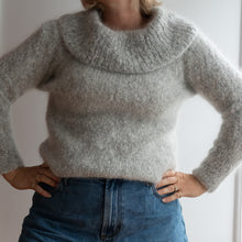 Load image into Gallery viewer, Grey Roll Neck Mohair Knit Jumper (6-12)
