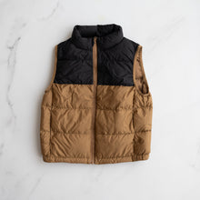 Load image into Gallery viewer, UniQlo Ultra Light Down Vest (4-5Y)
