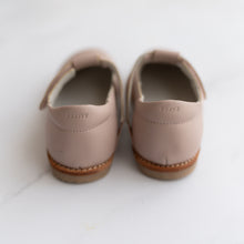 Load image into Gallery viewer, Pretty Brave Amelia Shoes (EU 33)
