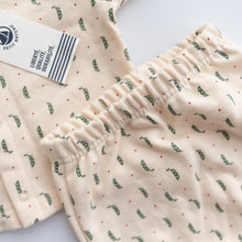 Load image into Gallery viewer, Petit Bateau Sweet Pea Set (3-6M)

