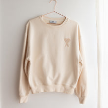 Load image into Gallery viewer, AMI Paris Sweatshirt (8-14)
