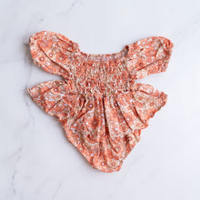 Load image into Gallery viewer, Lily &amp; Dan Floral Romper (2Y)
