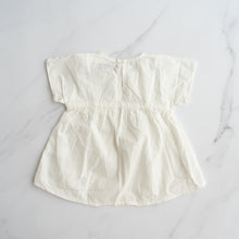 Load image into Gallery viewer, Classic White Dress/Top (3M-1Y)
