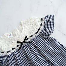 Load image into Gallery viewer, Gingham &amp; Lace Dress (5-6Y)
