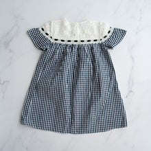 Load image into Gallery viewer, Gingham &amp; Lace Dress (5-6Y)
