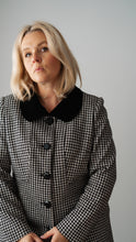 Load image into Gallery viewer, Alannah Hill Houndstooth Wool Coat (14-16)
